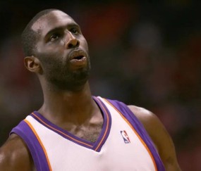 Kaiyun-蒂姆连续十五场比赛得分超过势不可挡，雄鹿挑战极限！的简单介绍