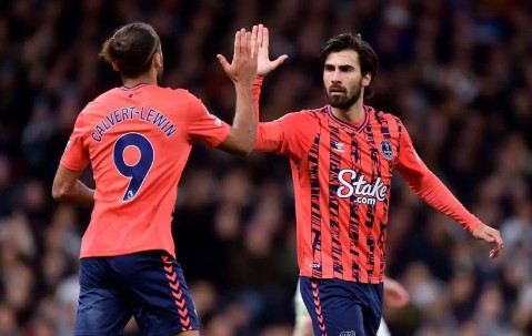 开云-JackeyLove连续十二场比赛得分超过重返赛场，IG不断突破！